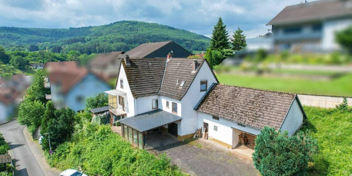 Einfamilienhaus Laufach Hain - 7 Zimmer, 120 m&sup2;, 345.000&euro; | Angebot:25693332