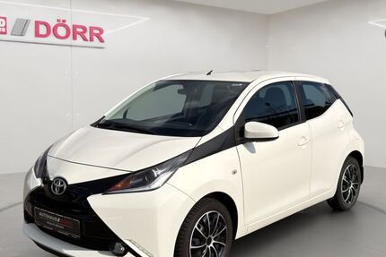 Toyota Aygo (X) 65.000 km 7.989 &euro; Kleinheubach 63924