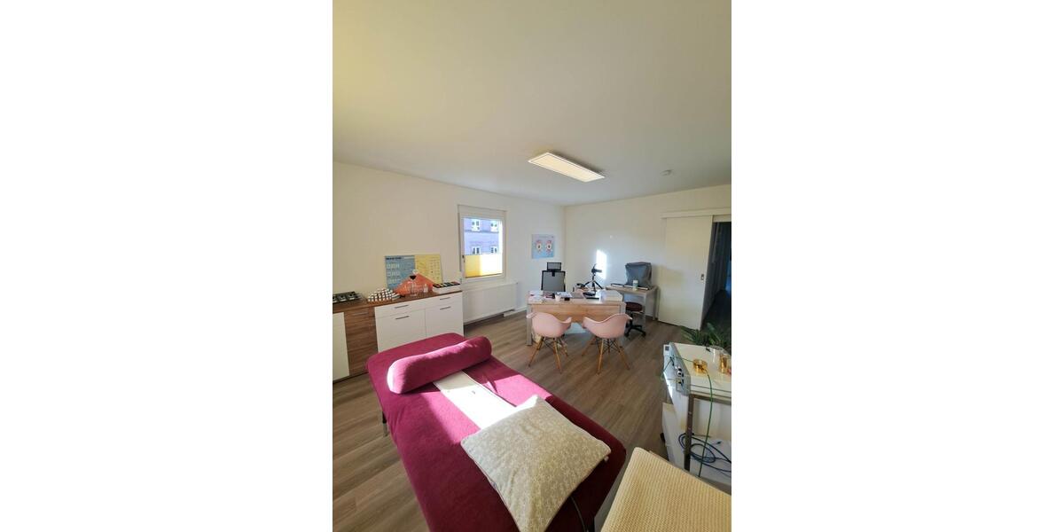 Etagenwohnung Obernburg am Main - 4 Zimmer, 152 m&sup2;, 1.300&euro; | Angebot:25217097