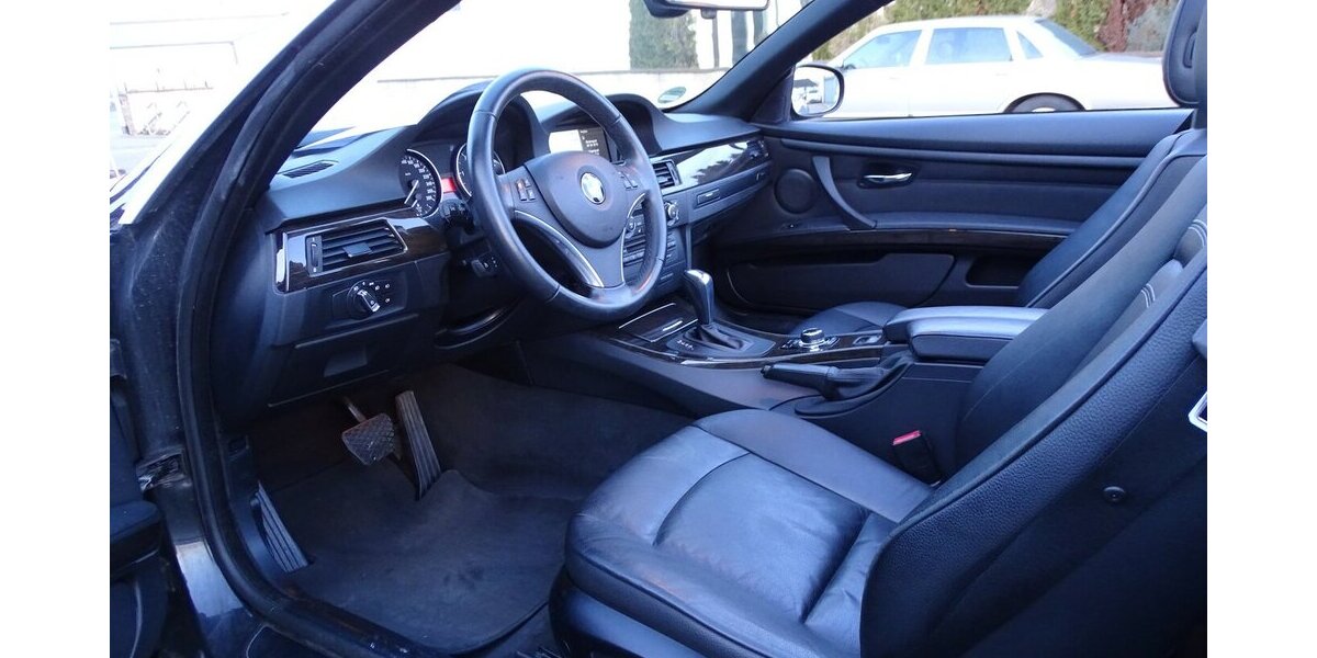 BMW 325d Cabrio Automatik, Navi, Leder, Sitzheizung 205.847 km 12.890 &euro; Rodgau 63110