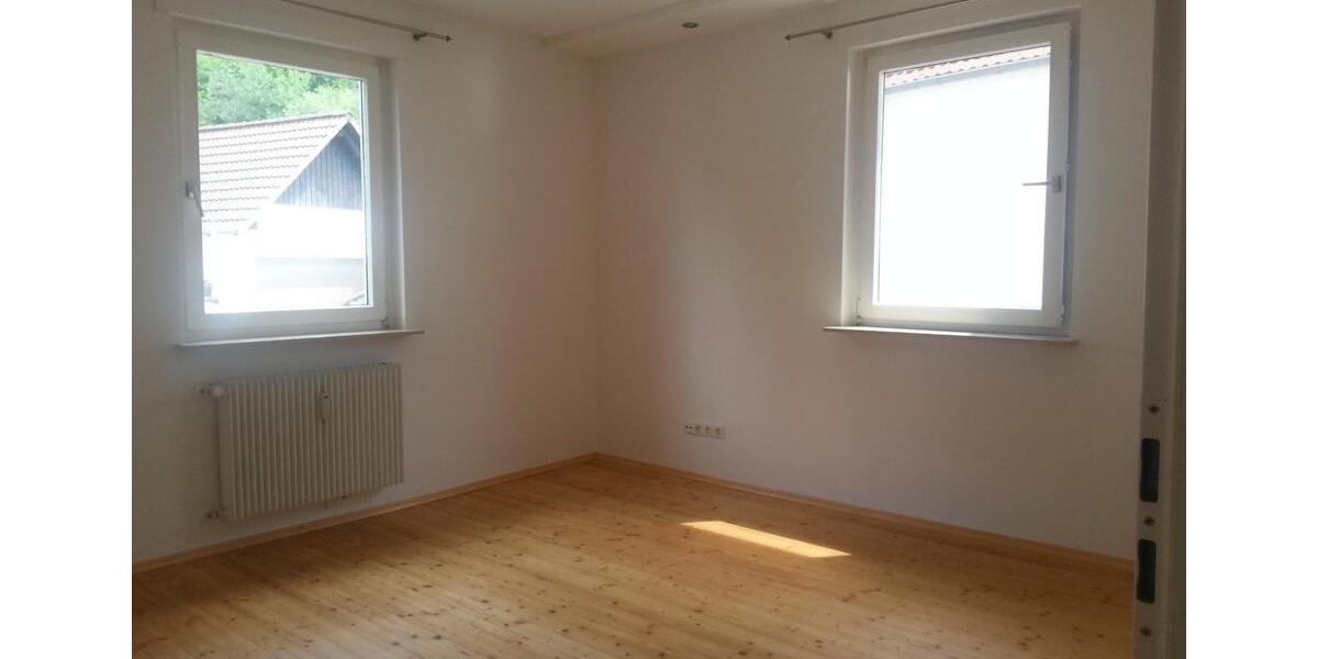 Erdgeschoßwohnung Hösbach - 3 Zimmer, 82 m&sup2;, 820&euro; | Angebot:25655342