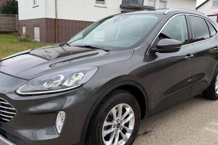 Ford Kuga 218.886 km 10.800 &euro; Freudenberg 97896