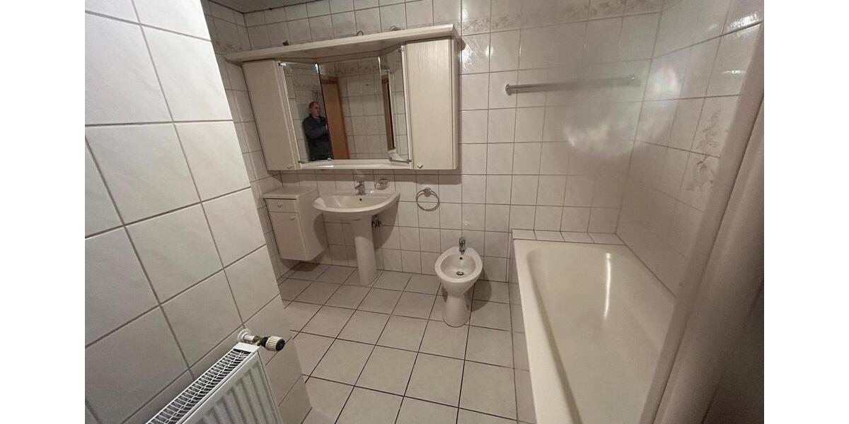 Erdgeschoßwohnung Bessenbach - 2 Zimmer, 135 m&sup2;, 1.100&euro; | Angebot:25722555
