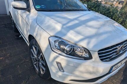 Volvo XC60 126.000 km 17.900 &euro; Rodgau 63110