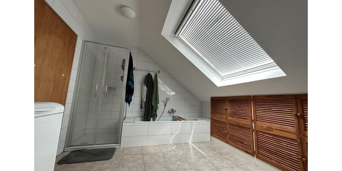 Etagenwohnung Bruchköbel - 4 Zimmer, 110 m&sup2;, 450&euro; | Angebot:25419197