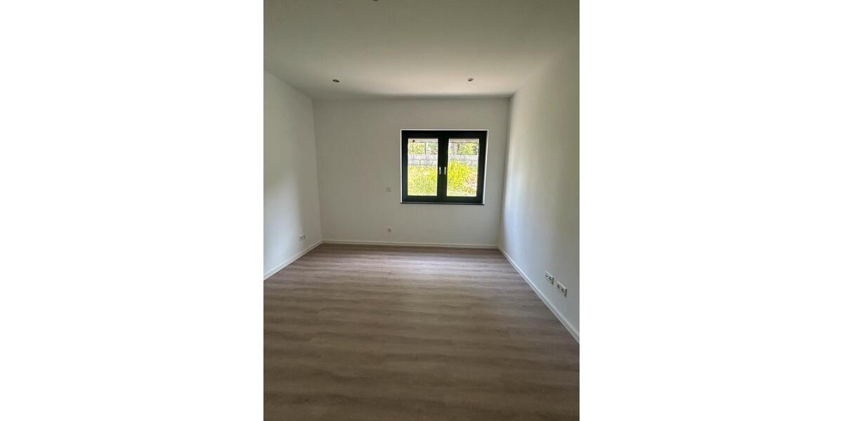 Erdgeschoßwohnung Gelnhausen - 4 Zimmer, 101 m&sup2;, 435.000&euro; | Angebot:26701450