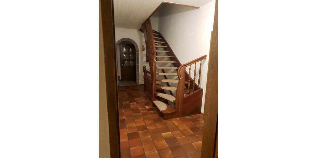 Mehrfamilienhaus, Wohnhaus Aschaffenburg Österreicher Kolonie - 8 Zimmer, 240 m&sup2;, 450.000&euro; | Angebot:26610512