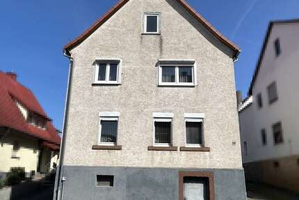 Haus Röllbach - 6 Zimmer, 120 m&sup2;, 175.000&euro; | Angebot:24982191