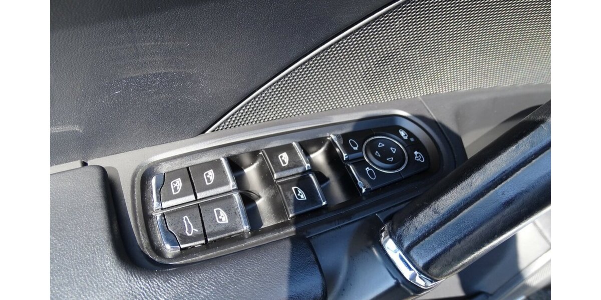 Porsche Cayenne S 4,2l Diesel Pano, Navi, 21 Zoll, Standhe 229.443 km 23.490 &euro; Rodgau 63110