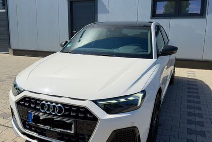 Audi A1 51.850 km 21.600 &euro; Goldbach 63773