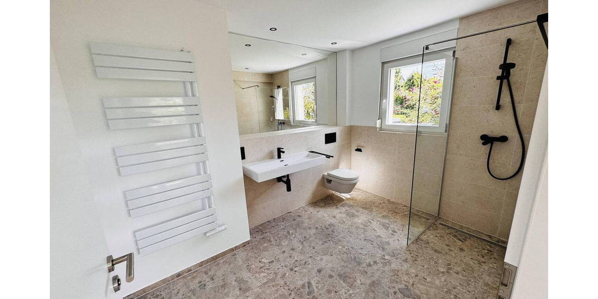 Etagenwohnung Bruchköbel - 5 Zimmer, 160 m&sup2;, 2.240&euro; | Angebot:26171208