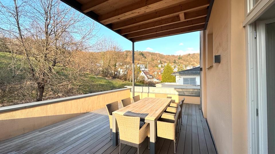 Etagenwohnung Gelnhausen - 4 Zimmer, 160 m&sup2;, 2.500&euro; | Angebot:25449490