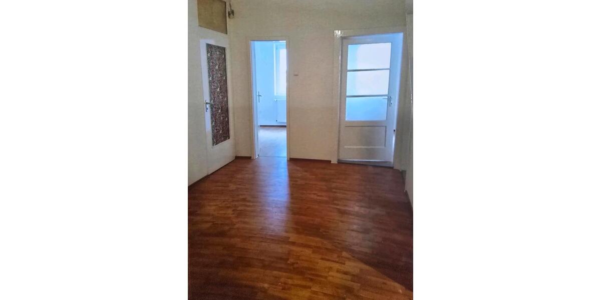 Etagenwohnung Stadtprozelten - 3 Zimmer, 100 m&sup2;, 630&euro; | Angebot:25832007