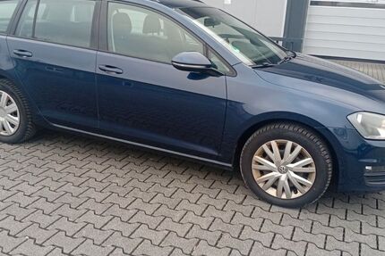 VW Golf 299.500 km 4.350 &euro; Hanau 63452