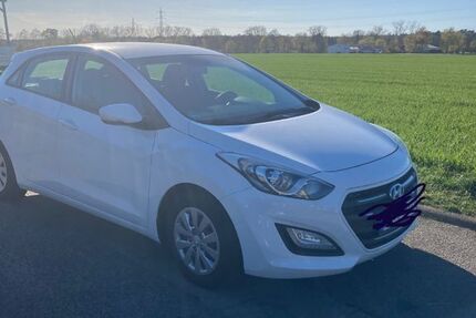 Hyundai i30 142.500 km 7.800 &euro; Babenhausen 64832