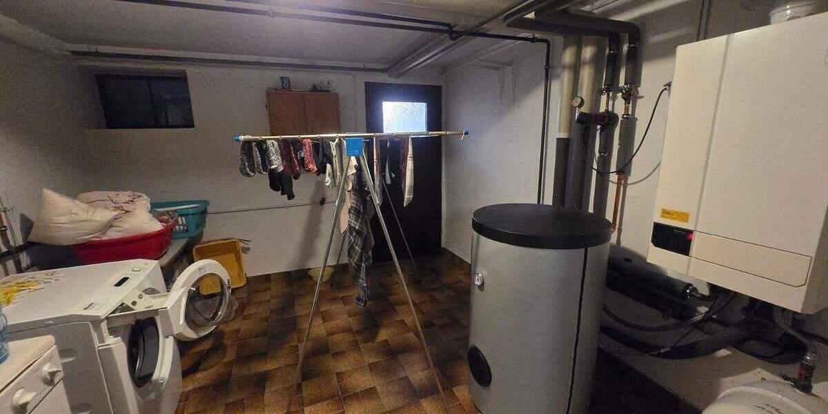 Reihenmittelhaus Aschaffenburg Damm - 5 Zimmer, 135 m&sup2;, 425.000&euro; | Angebot:25749975