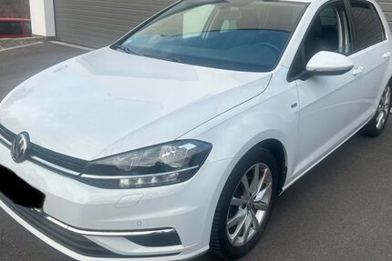 VW Golf 90.500 km 15.200 &euro; Laufach 63846