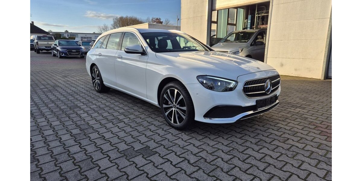 Mercedes-Benz E 300 e T Avantgarde AHK, LED, Rückfahrkamera, App 55.700 km 27.990 &euro; Rodgau 63110