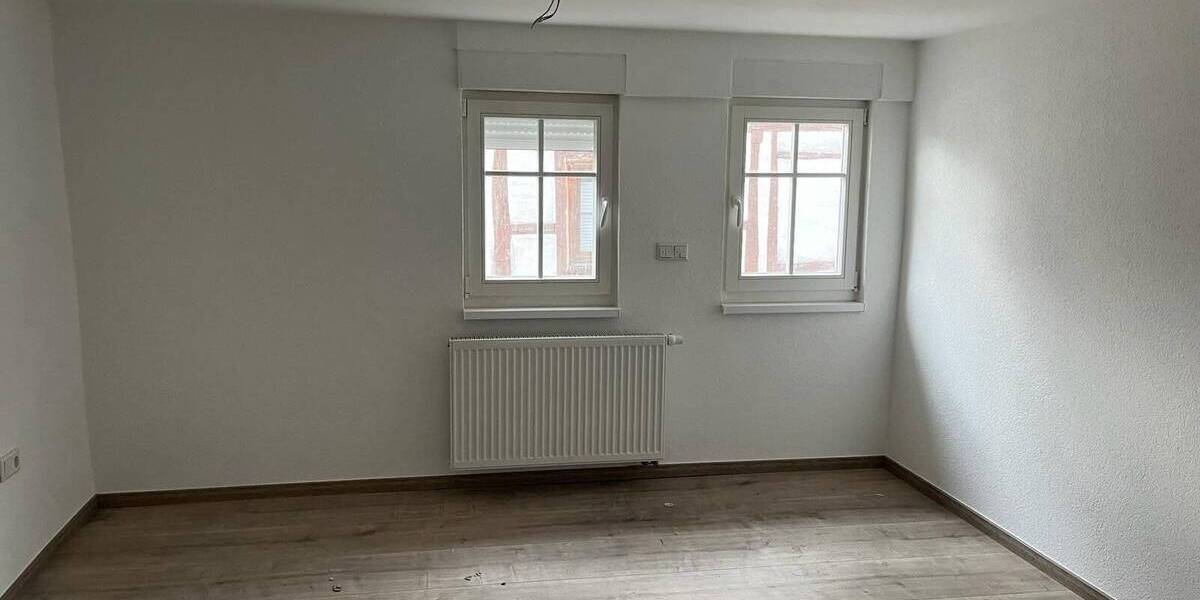 Einfamilienhaus Obernburg a.Main Obernburg - 8 Zimmer, 180 m&sup2;, 299.000&euro; | Angebot:25798628