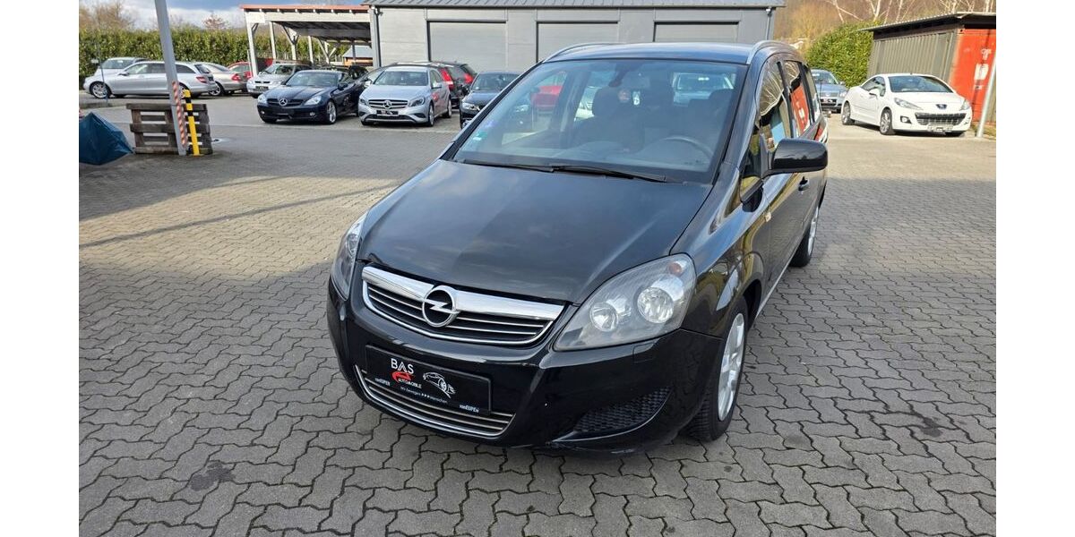 Opel Zafira 179.000 km 2.999 &euro; Klingenberg 63911