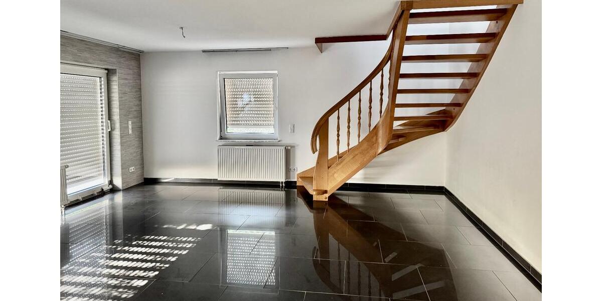 Etagenwohnung Linsengericht - 3 Zimmer, 100 m&sup2;, 1.200&euro; | Angebot:25568208