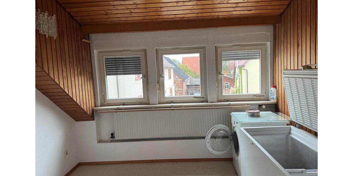 Mehrfamilienhaus, Wohnhaus Erlenbach am Main - 6 Zimmer, 180 m&sup2;, 170.000&euro; | Angebot:26897791