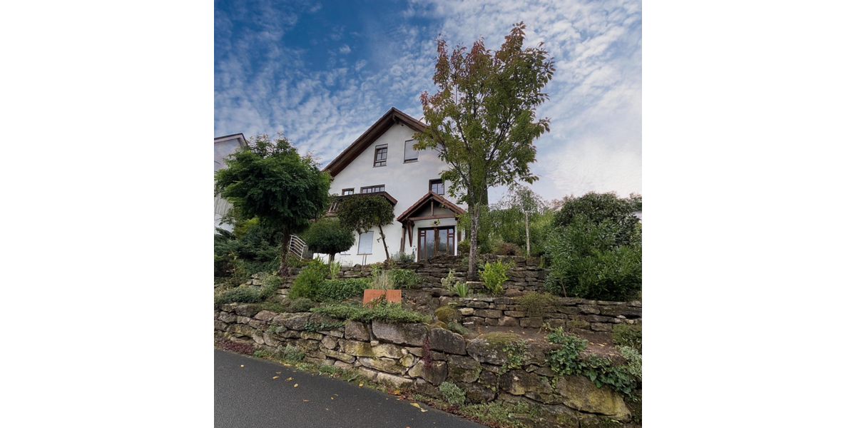 Einfamilienhaus Frammersbach - 8 Zimmer, 185 m&sup2;, 285.000&euro; | Angebot:24781566