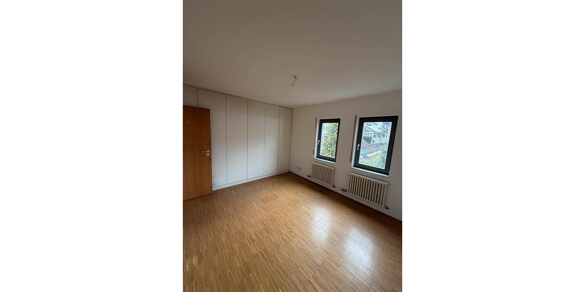 Etagenwohnung Bad König - 2 Zimmer, 62 m&sup2;, 650&euro; | Angebot:25976466