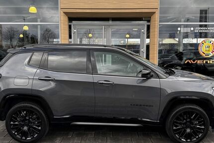 Jeep Compass 17.463 km 28.490 &euro; Aschaffenburg 63741