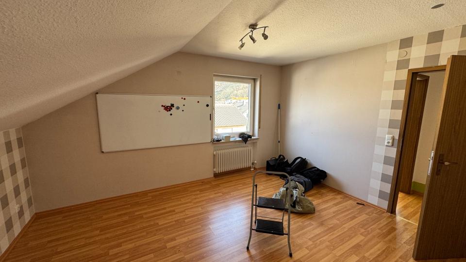 Dachgeschoßwohnung Klingenberg am Main - 2 Zimmer, 63 m&sup2;, 535&euro; | Angebot:25378088