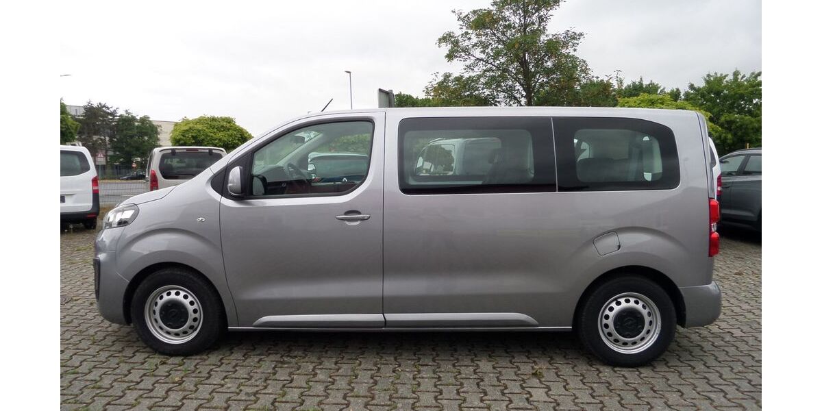 Opel Vivaro 25.000 km 26.850 &euro; Erlenbach a. Main 63906
