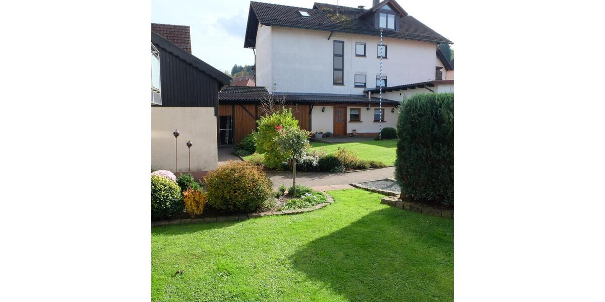 Erdgeschoßwohnung Weibersbrunn - 3 Zimmer, 103 m&sup2;, 830&euro; | Angebot:24728475