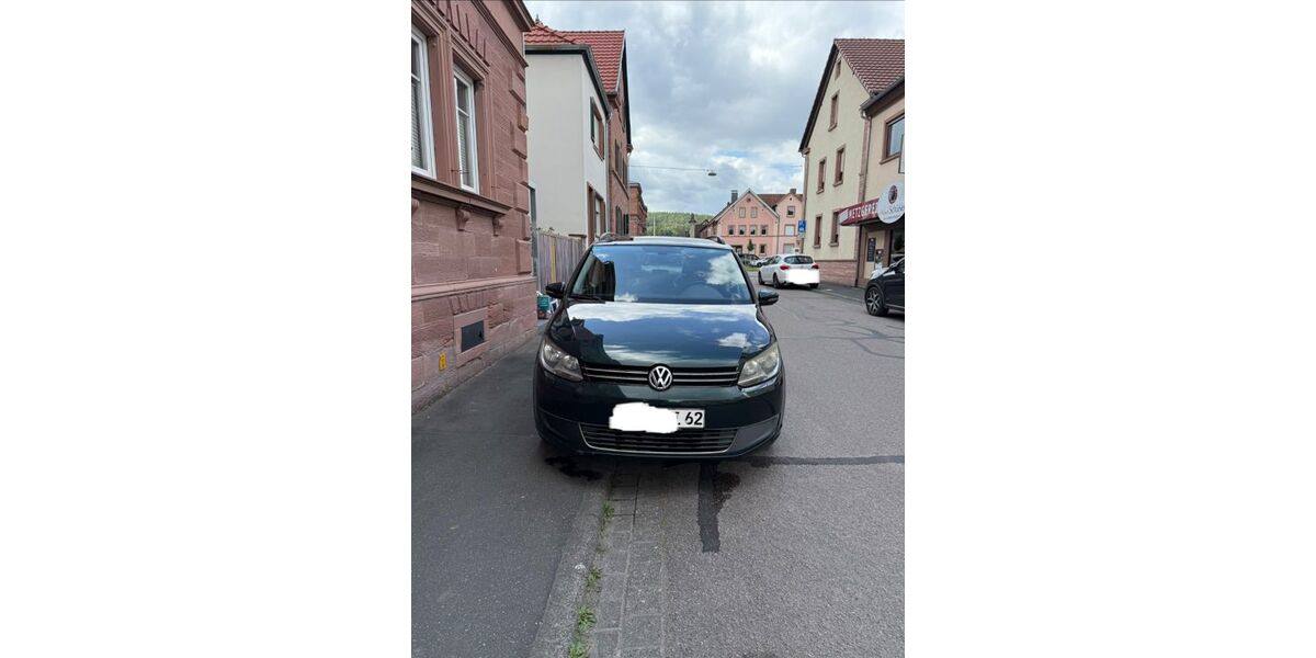 VW Touran 298.000 km 4.000 &euro; Wörth am Main 63939