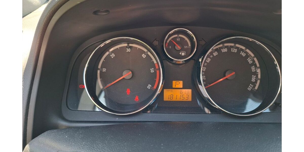 Opel Antara 185.000 km 3.800 &euro; Elsenfeld 63820