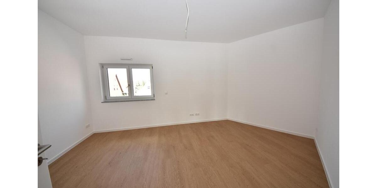 Einfamilienhaus Elsenfeld - 4 Zimmer, 176 m&sup2;, 1.790&euro; | Angebot:23748090
