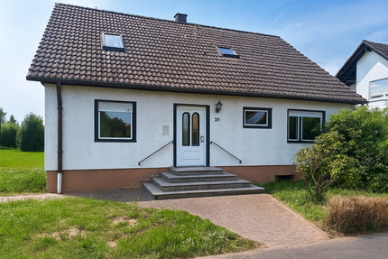 Haus Großostheim - 6.5 Zimmer, 165 m&sup2;, 449.000&euro; | Angebot:23603601