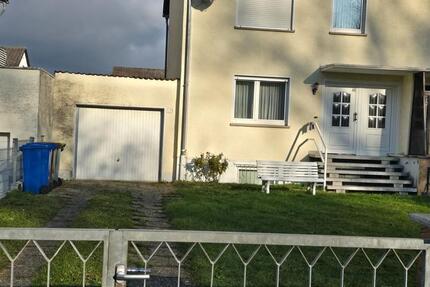 Haus Bruchköbel - 7 Zimmer, 132 m&sup2;, 490.000&euro; | Angebot:24118313