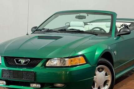 Ford Mustang 84.000 km 18.890 &euro; Rodgau 63110