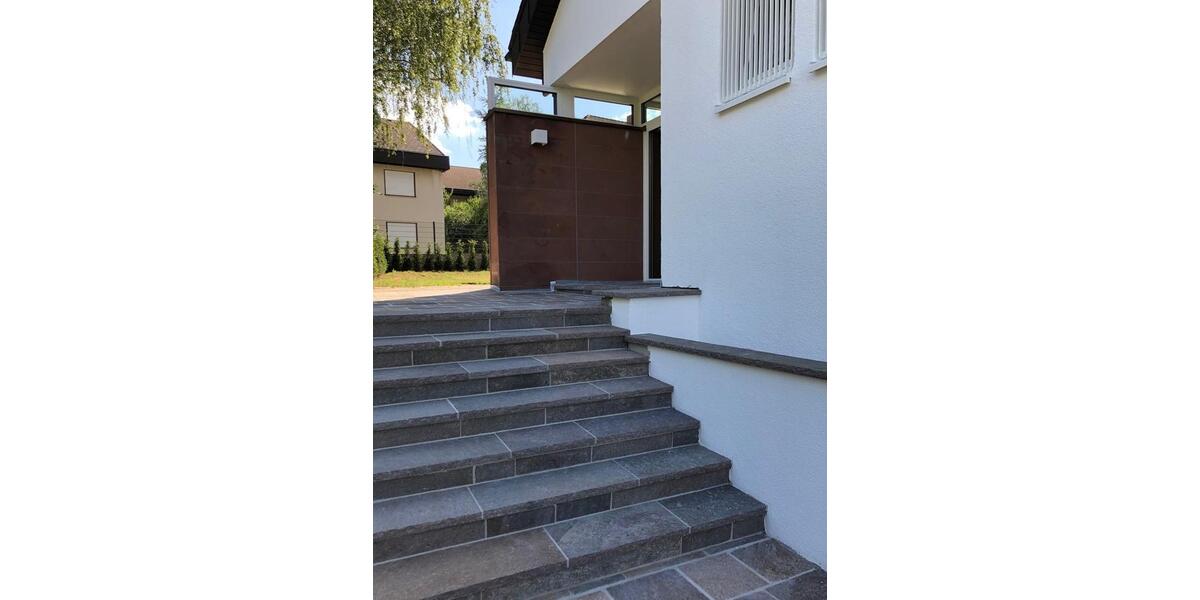 Einfamilienhaus Bürgstadt - 9 Zimmer, 300 m&sup2;, 2.950&euro; | Angebot:24940965