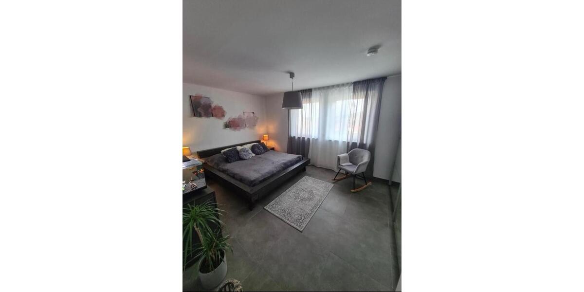 Etagenwohnung Elsenfeld - 4 Zimmer, 120 m&sup2;, 1.250&euro; | Angebot:25942820