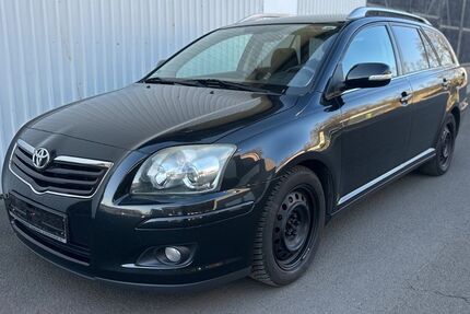 Toyota Avensis 208.000 km 3.300 &euro; Biebergemünd 63599