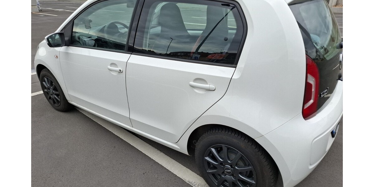 VW UP 42.500 km 5.800 &euro; Aschaffenburg 63701