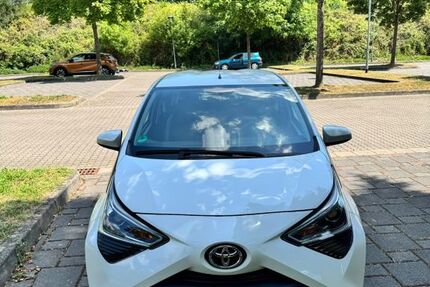 Toyota Aygo (X) 10.200 km 12.800 &euro; Bruchköbel 63486