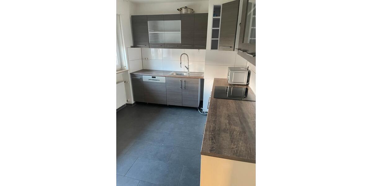 Etagenwohnung Erlenbach am Main - 3 Zimmer, 93 m&sup2;, 1.250&euro; | Angebot:25894989