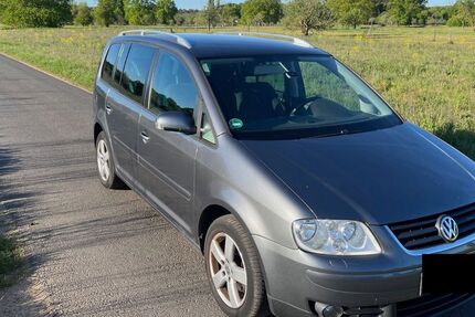 VW Touran 165.900 km 3.500 &euro; Mühlheim am Main 63165