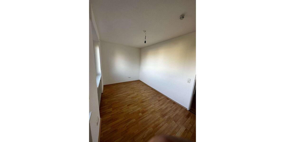 Etagenwohnung Großostheim - 4 Zimmer, 91 m&sup2;, 720&euro; | Angebot:20304490