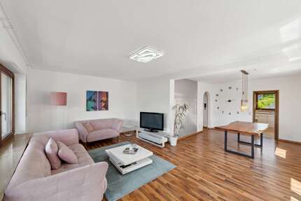 Haus Erlenbach - 4 Zimmer, 120 m&sup2;, 398.000&euro; | Angebot:23504365