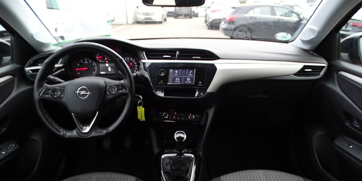 Opel Corsa F 1,2l Edition, Sitzheizung, Lenkradheizung, 56.945 km 10.790 &euro; Rodgau 63110