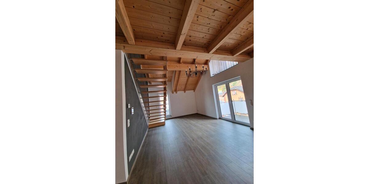 Maisonettenwohnung Klingenberg am Main - 4 Zimmer, 150 m&sup2;, 1.600&euro; | Angebot:23382288