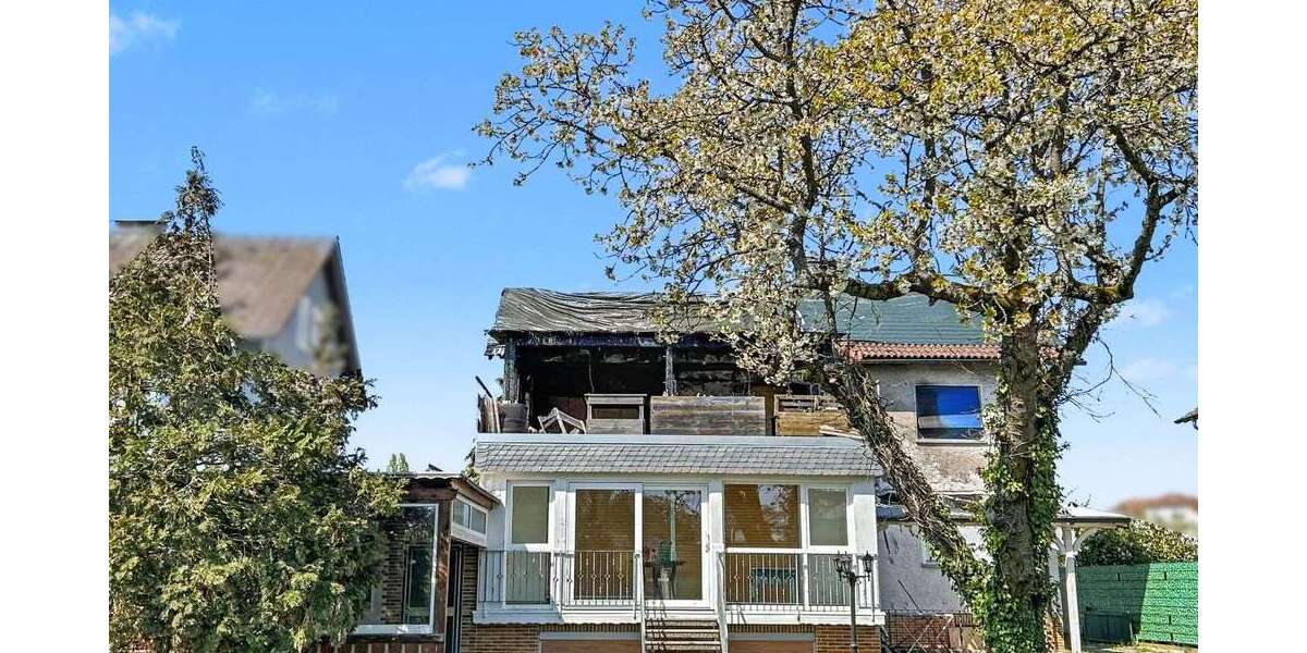 Einfamilienhaus Bruchköbel - 8 Zimmer, 200 m&sup2;, 550.000&euro; | Angebot:26284042
